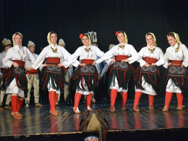 kud-milenko-topalovic-folklor-bajina-basta
