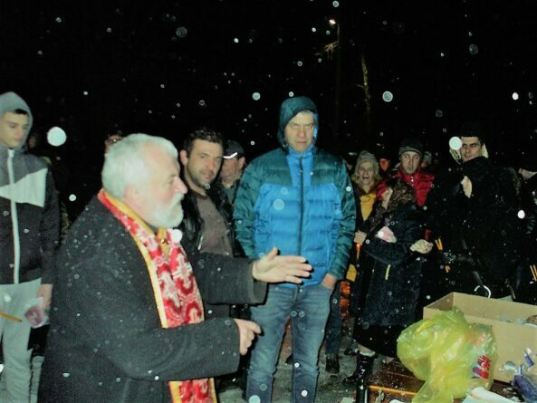 Перућац, градња цркве