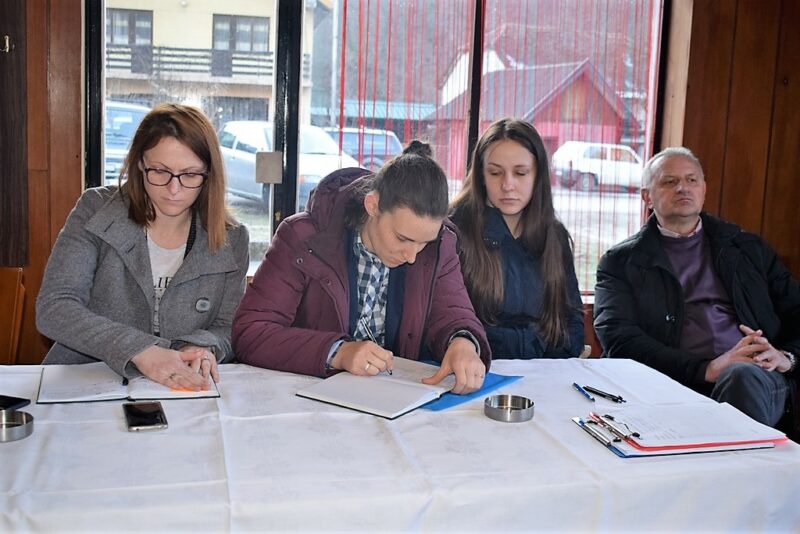 Костојевићи, састанак малинара