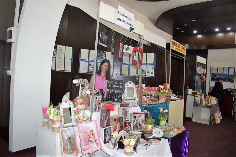 Сајам рукотворина