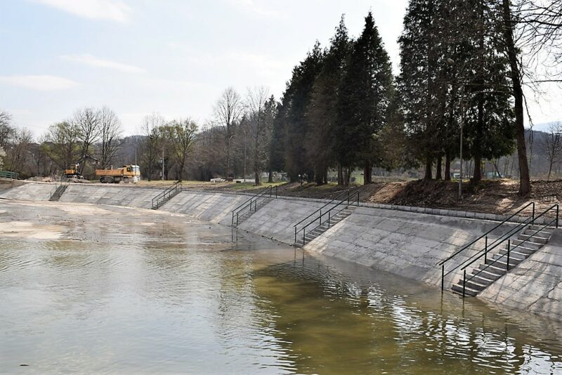 Уређење купалишта на Рачи