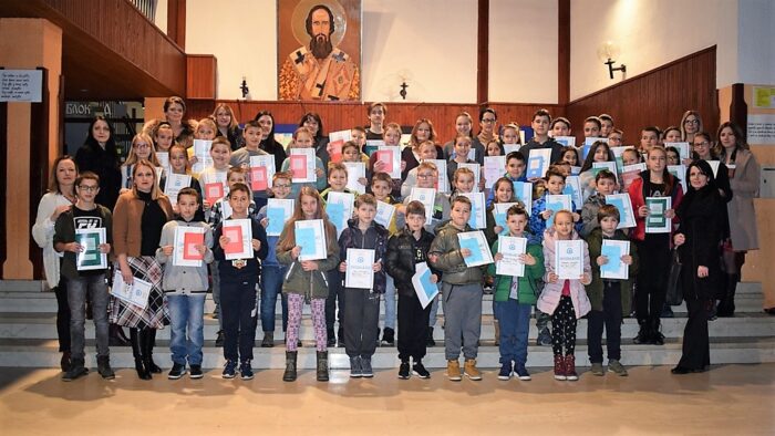 Награђени основци на такмичењу из математике