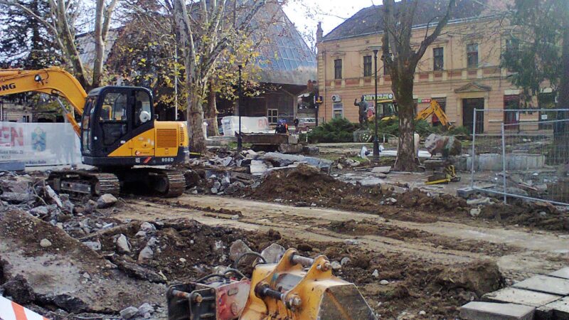 0Реконструкција Трга Душан Јерковић у Бајиној Башт