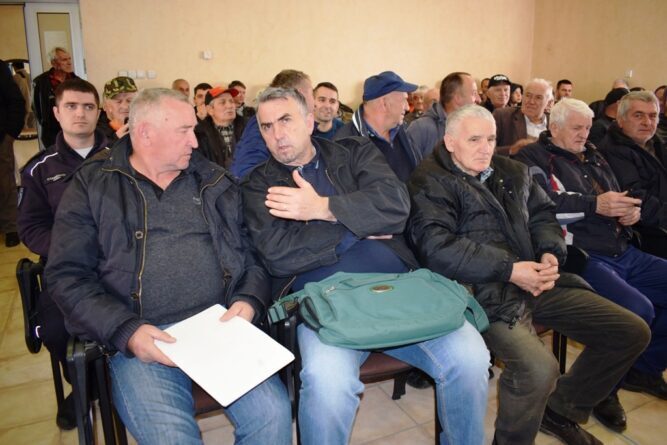 Трактористи показали велико интересовање за предавање