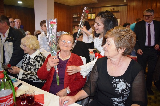 Каранфили за припаднице лепшег пола