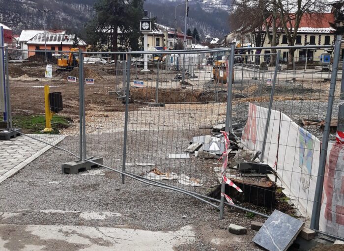 трг - пролаз