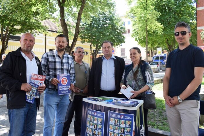 Штанд радикала