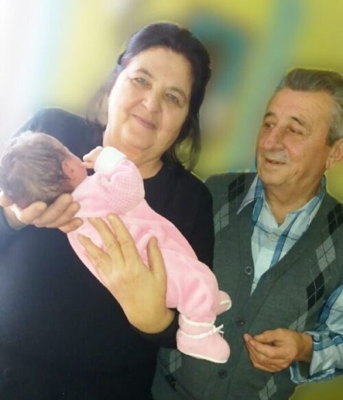 ДЕСА И ДРАГАН -Стижу и праунуц