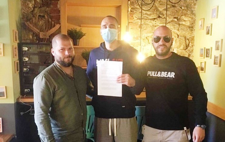 КК Студент -Милинковић са Чолићем и Јовановићем -