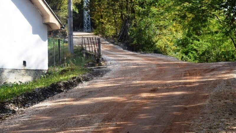 Podloga Зa asfaltiranje na putu za Pepelj