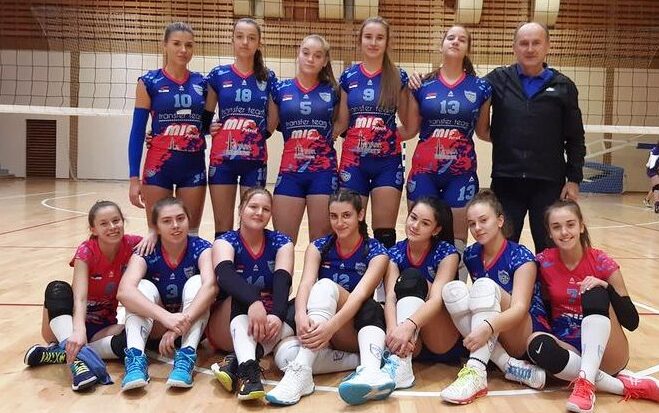 Drina pred pocetak utakмиce sa Tehnicarem