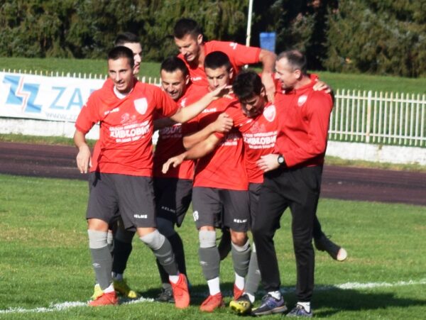 Radost posle gola Bozica