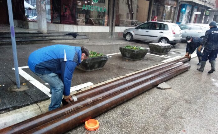 Топловодне цеви често пуцају