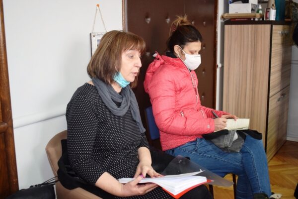 Раденка Лазић подноси финансијски извештај