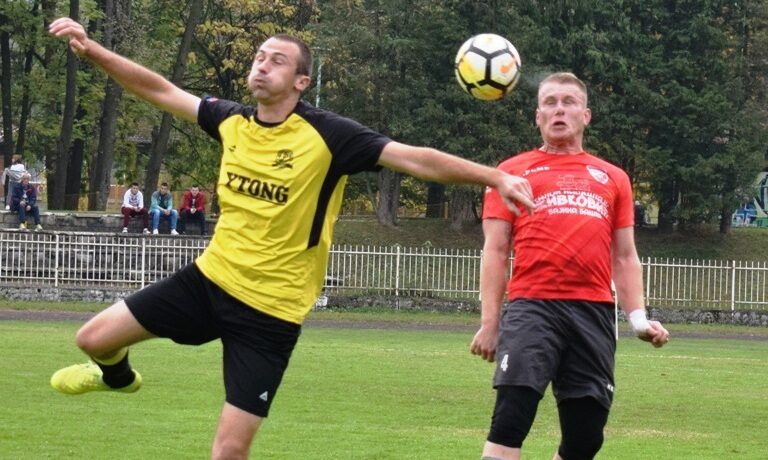 Ђорђе Тошић, десно у акцији