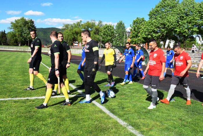 СЛОГА - ФАП - ИЗЛАЗАК ИГРАЧА НА ТЕРЕН