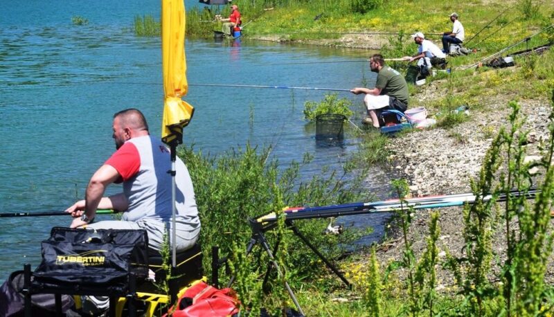 Риболовци уживали на језеру Заовине