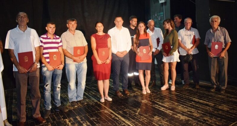 Добитници захвалница