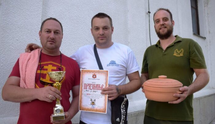 Drugoplasirana ekipa-