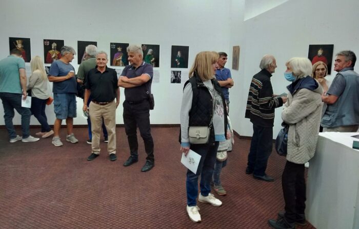 Велико интересовање за изложбу