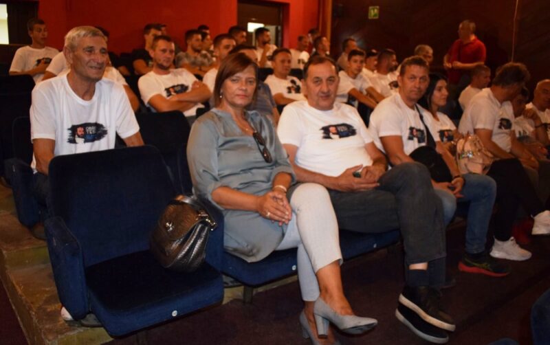 Са пројекције документарца посвећеног великом шампиону