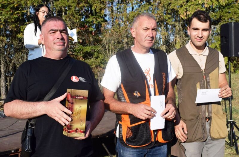 Најбољи у гађању глинених голубова