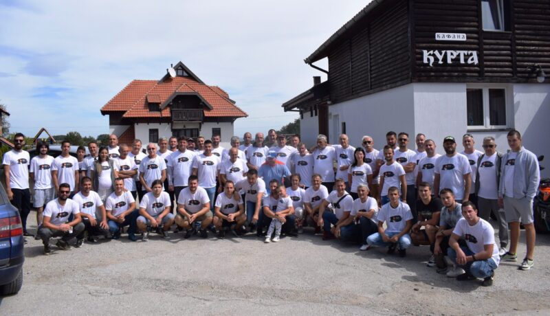 Меморијал- Обрен Тешић