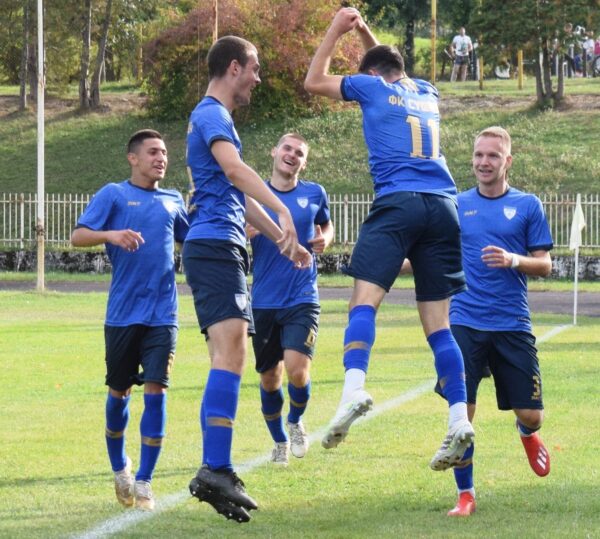 Радост Обрадовића после поостигнутог другог гола за Сушицу