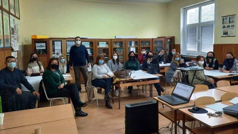 Семинар у ОШ у Рогачици