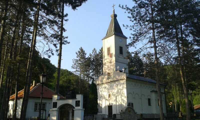 Црква-Вазнесења-Рогачица