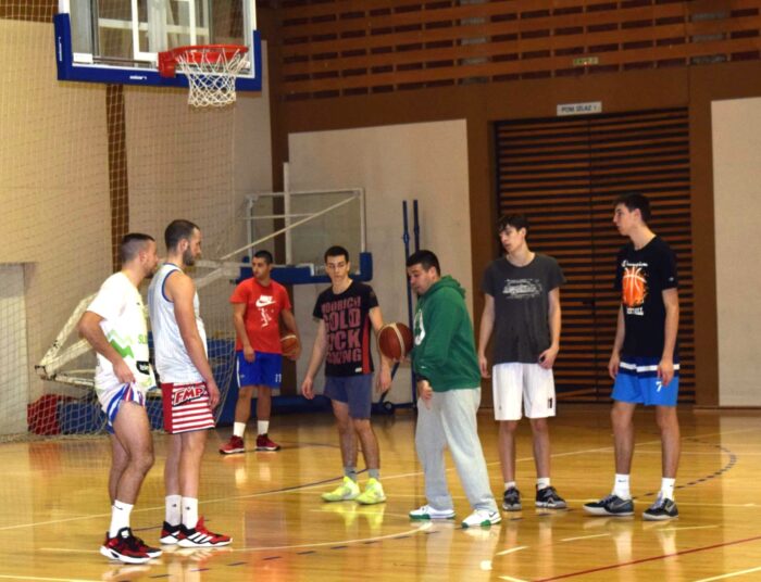 Никола Оташевић на првом тренингу 