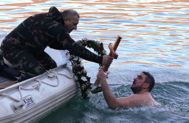 Победник пливања за Часни крст