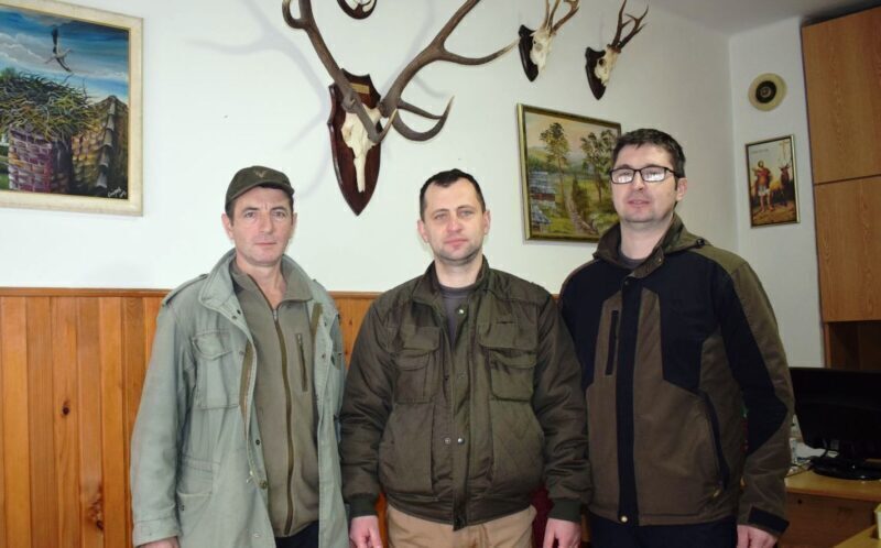 Управник ловишта Милан Леонтијевић и ловочувари Милоје Чворовић и Зоран Петковић