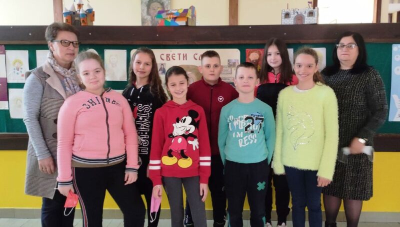 Ученици четвртог разреда из ОШ "Свети Сава"