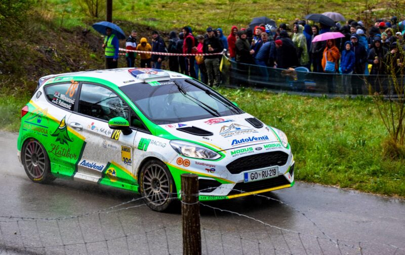 Ужичанин Лазар Миловановић (возач) из ЛМ Рејсинга и Бајинобаштанин Горан Рабасовић (сувозач) из РАБАС Моторспорта