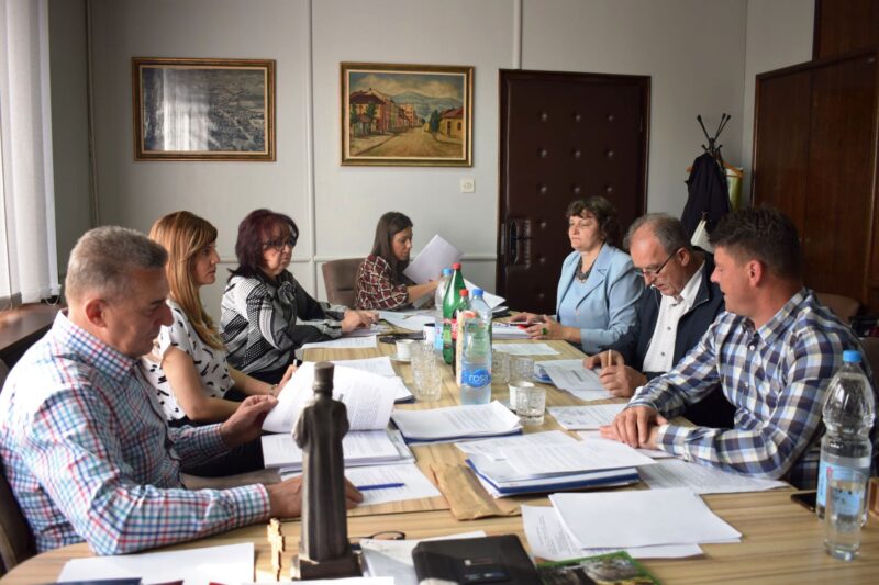 Са 8. седнице Привременог органа општине Бајина Башта