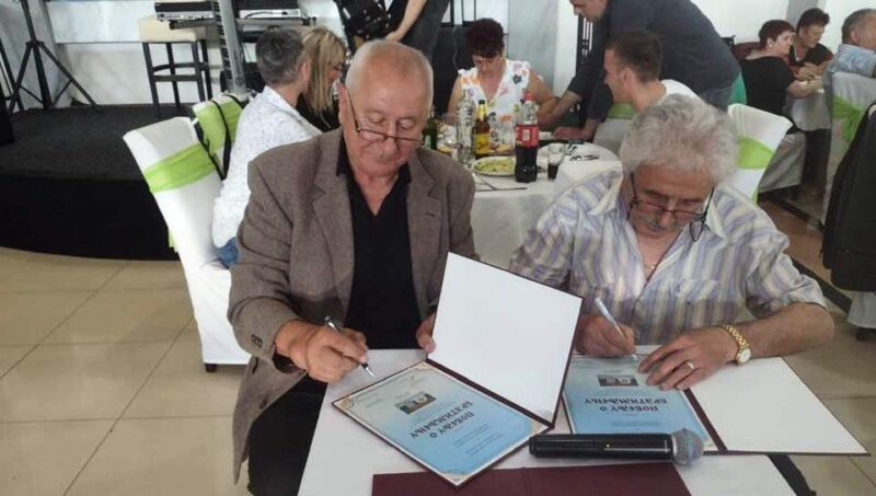 Потписивање Повеље у Братунцу