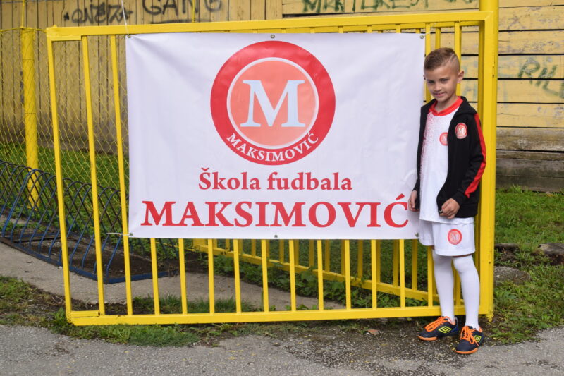 Школа фудбала МАКСИМОВИЋ