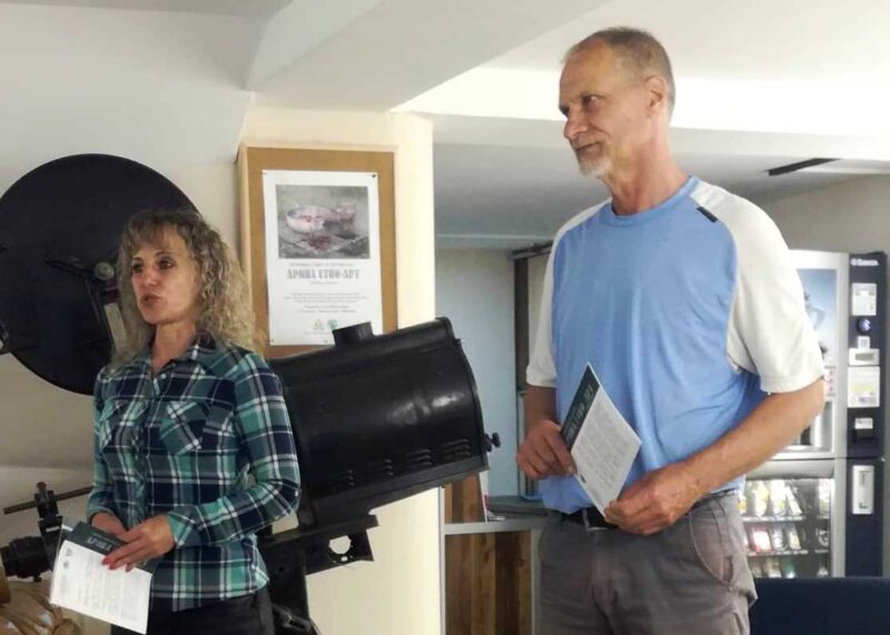 Са отварање изложбе у Чајетини