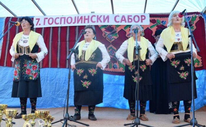 Фоторепортажа  ГОСПОЈИНСКИ САБОР У ДУБУ 05