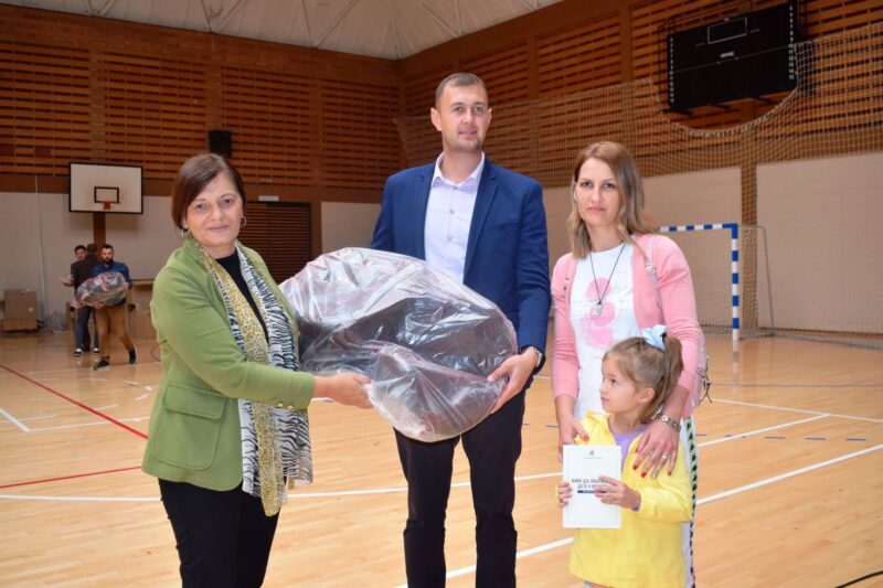 Sediste za Branku Jovanovic (2)