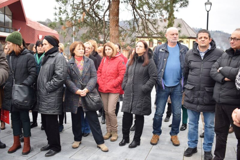 Учесници протеста на Градском тргу