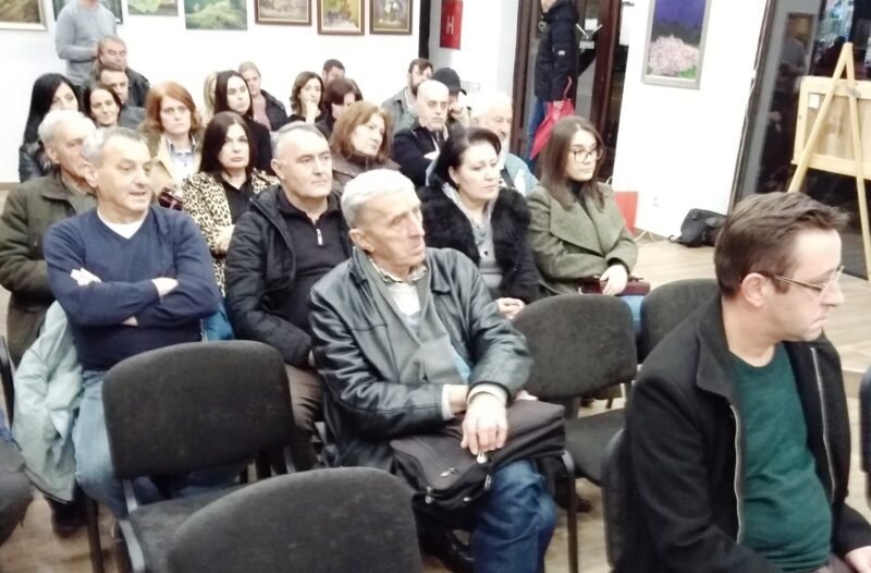 Велико интересовање за књигу о Осаћанима