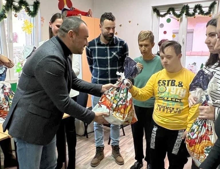 Посета Дневном боравку "САН", поклони за децу