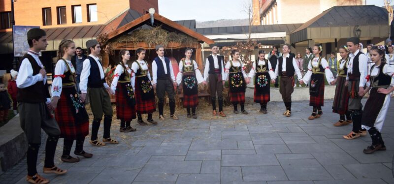 играма из Поморавља и Лесковца представило се Културно-уметничко друштво Јелек из Бајине Баште