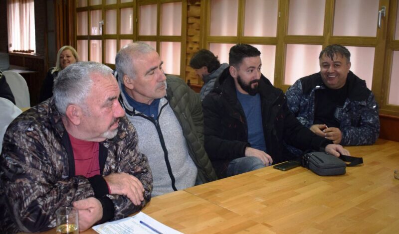 Са састанка Удружења "Сплавари Перућца"
